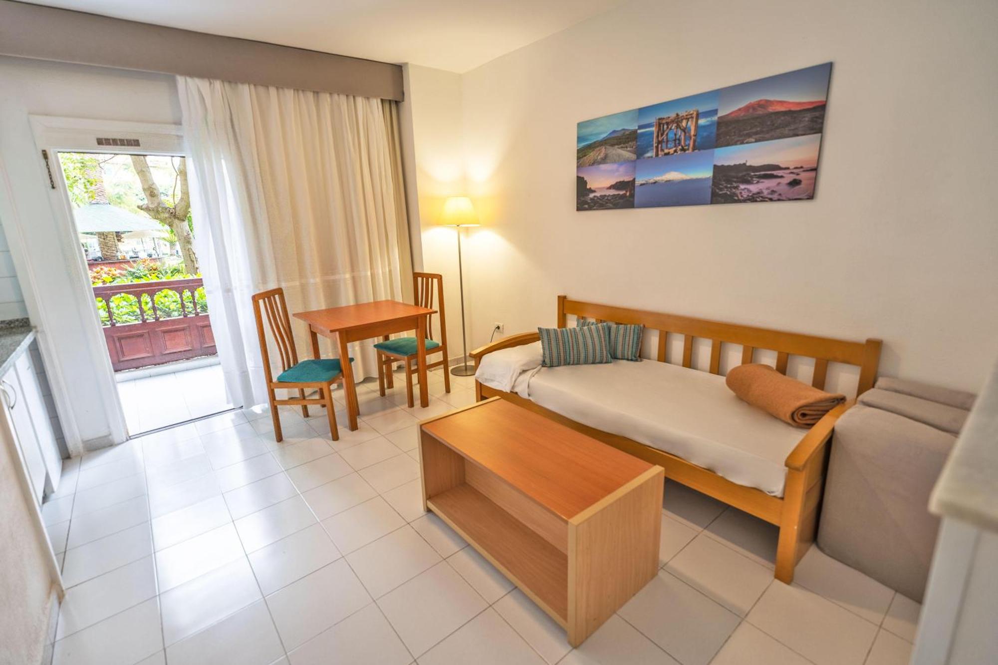 Junior Suite Pool View Cycling